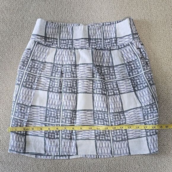 Banana Republic Gray Linen Blend Plaid Pleated Skirt - Size 0 - Picture 11 of 13